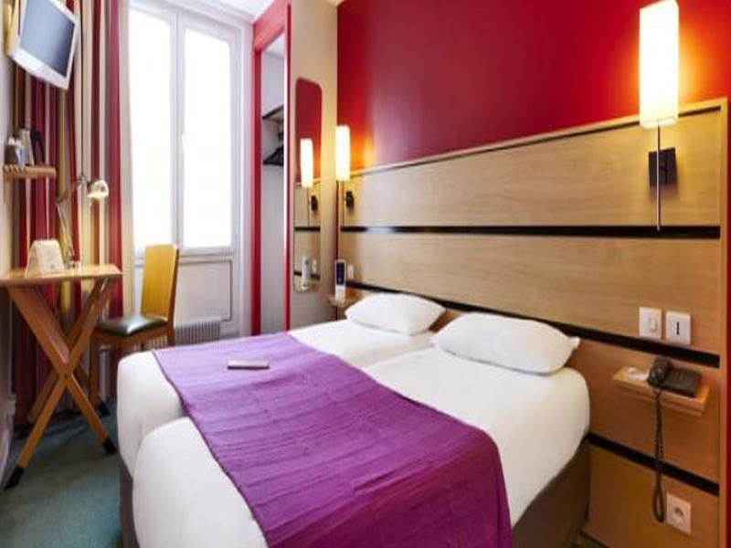 Kyriad 10 - Canal Saint Martin - Republique Hotel Parijs