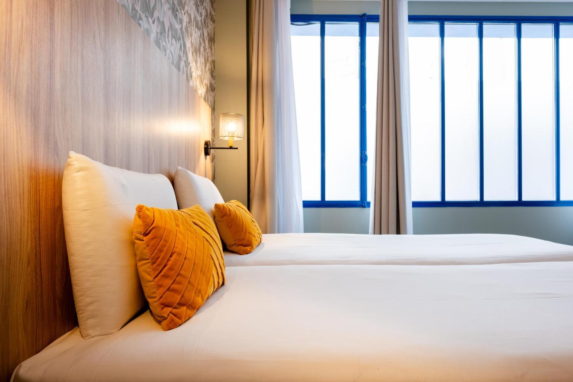 Hotel Kyriad 10 - Canal Saint Martin - Republique Parijs